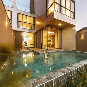 Casa Requinte, 4 , Piscina Ii , Balneário Camboriú Brasil
